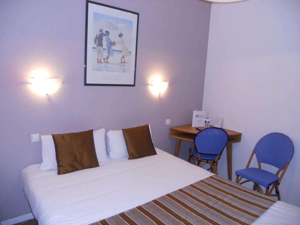Brit Hotel Hermitage Royan Oda fotoğraf